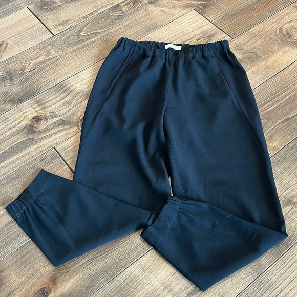 Babaton Aritzia Joggers | Size Small - Picture 1 of 2